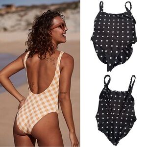 STONE FOX SWIM WOMEN’S ONE PIECE SWIMSUIT SIZE LARGE BLACK HIGH CUT OPEN BACK